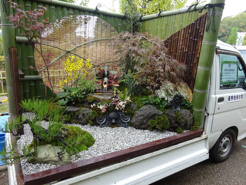 japanese mini trucks garden contest 5 Theres a Garden Contest on the Backs of Japanese Mini Trucks and Its Awesome