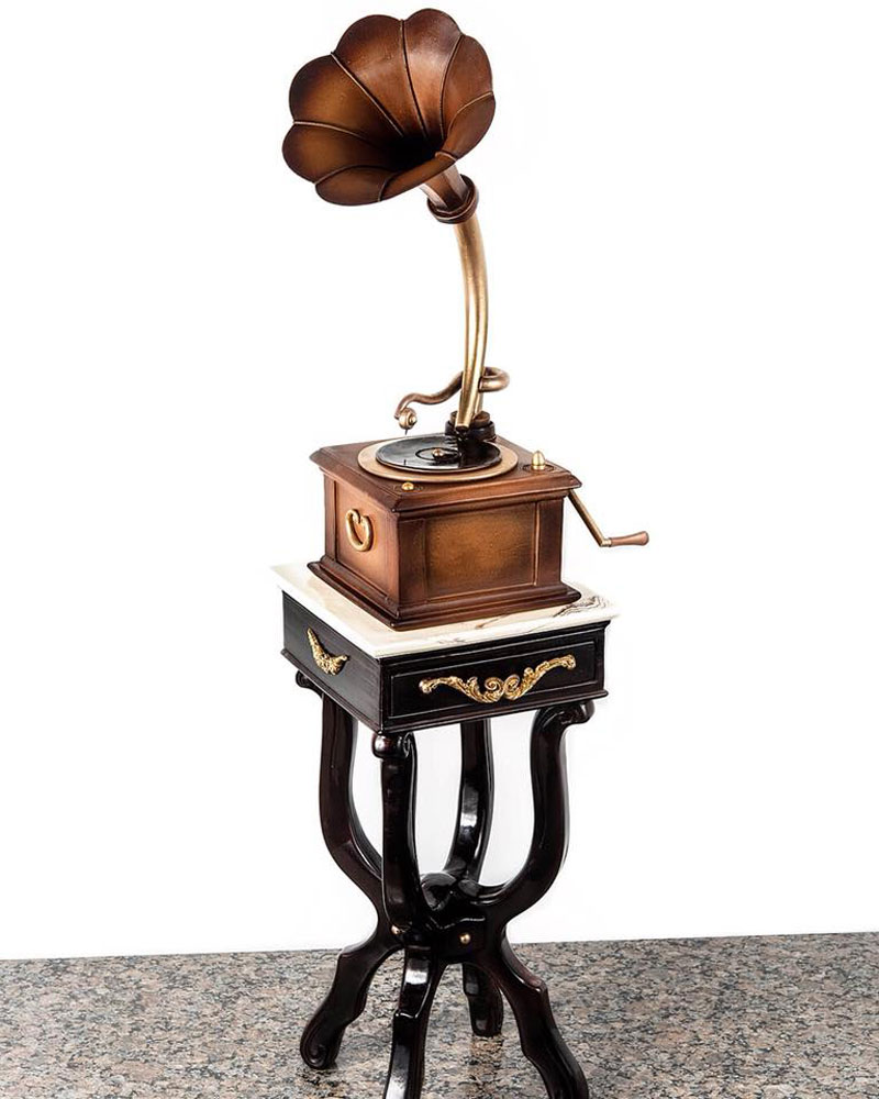 This Pastry Chef Can Make Absolutely Anything Out of Chocolate