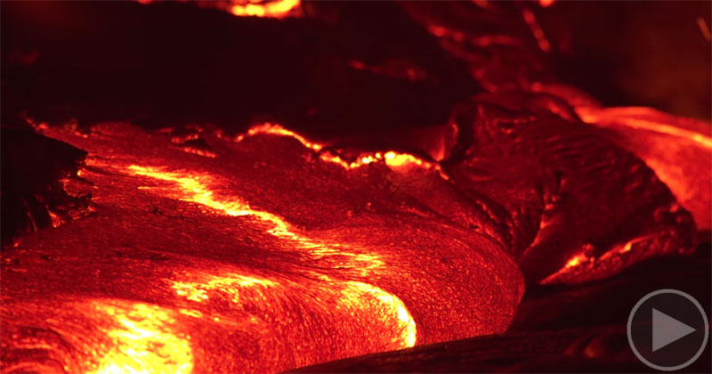 A Mesmerizing 4K Timelapse of Kilauea's Famous Lava Flow