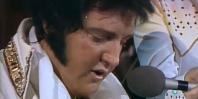 The Last Great Moment of Elvis' Career was this Chilling Performance of Unchained Melody
