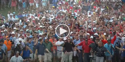 The Crowd Following Tiger Woods to the 18th Green Was Absolutely Incredible