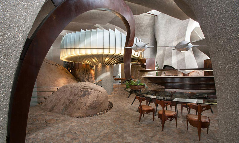 desert house by ken kellogg john vugrin 16 This Organic Desert House in Joshua Tree, CA is at One With Its Environment