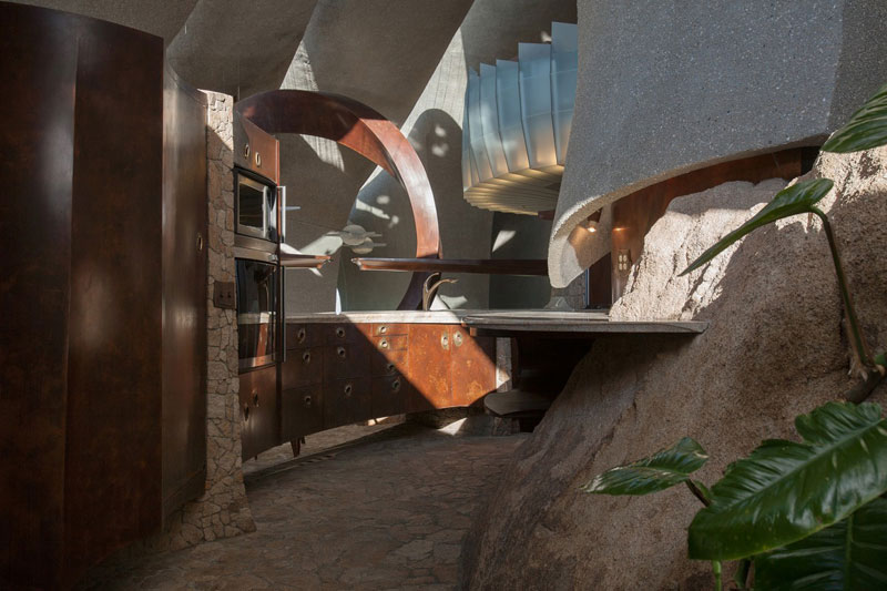 desert house by ken kellogg john vugrin 20 This Organic Desert House in Joshua Tree, CA is at One With Its Environment