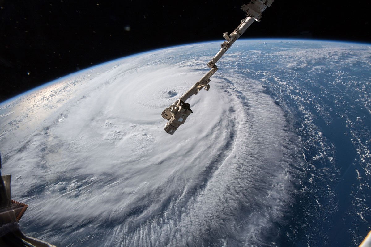 Hurricane Florence Looks Terrifying from Space (11 Photos) - TwistedSifter