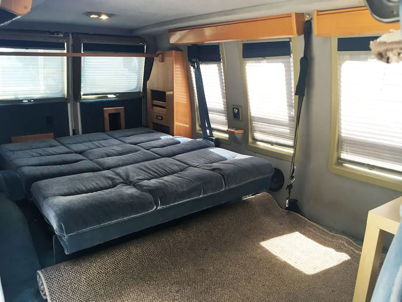airbnb van new york soho 11 If Youre Going to New York You Can Rent This Van in Soho on Airbnb