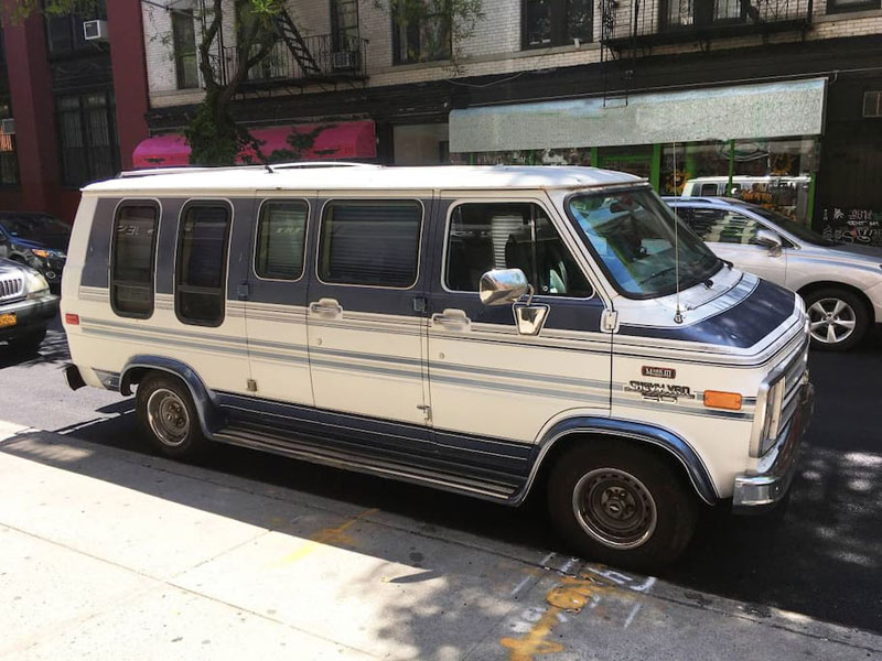 If You’re Going to New York You Can Rent This Van in Soho on Airbnb