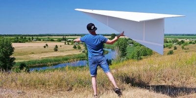 DIY 'Super Sized' 122-Inch Flying Paper (Polystyrene) Airplane
