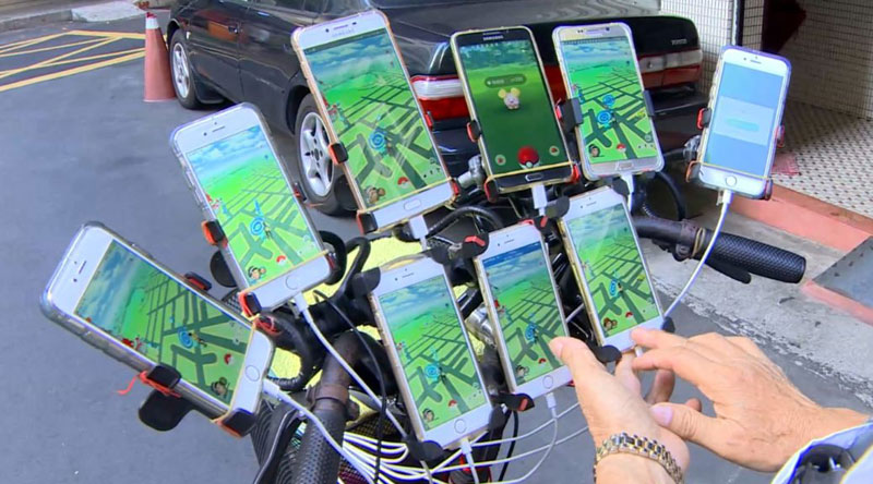 uncle pokemon the 70 year old gamer that plays pokemon go on 11 phones 9 Uncle Pokemon, the 70 Year Old Gamer That Plays Pokemon Go On 11 Phones