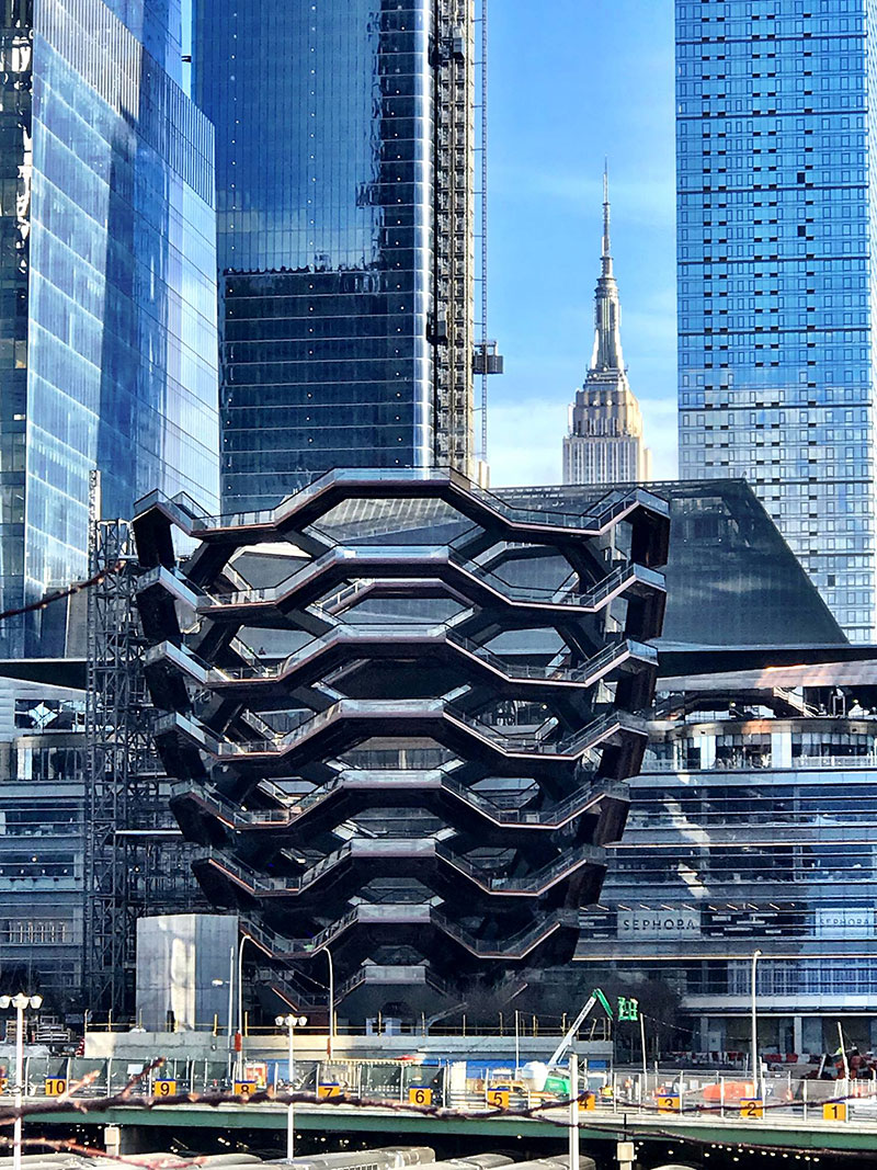 endless staircase in new york hudson yards vessel heatherwick 5 New Yorks Touristy New Public Space is a Giant Endless Staircase