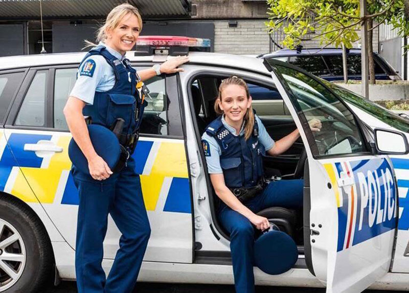 mom daughter police team These Photos of Mom and Daughter Teams on the Job are Awesome