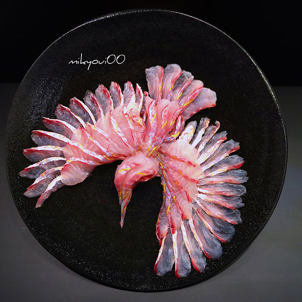 this chef plates the most beautiful sashimi art ive seen mikyou instagram 4 This Chef Plates the Most Beautiful Sashimi Art Ive Seen