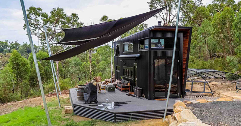 This Ultra Modern, Luxury Tiny House is Pretty Impressive