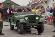 Canadian Army Unit Takes Apart Jeep in Under 90 Seconds