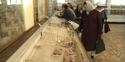 Raw Footage from 1990 of a USSR Grocery Store in Moscow