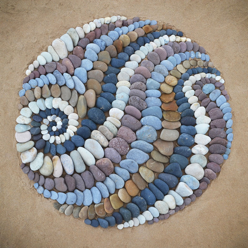 beach stone land art by jon foreman 17 Combing the Beach for Stones and Reorganizing Them Into Something Beautiful