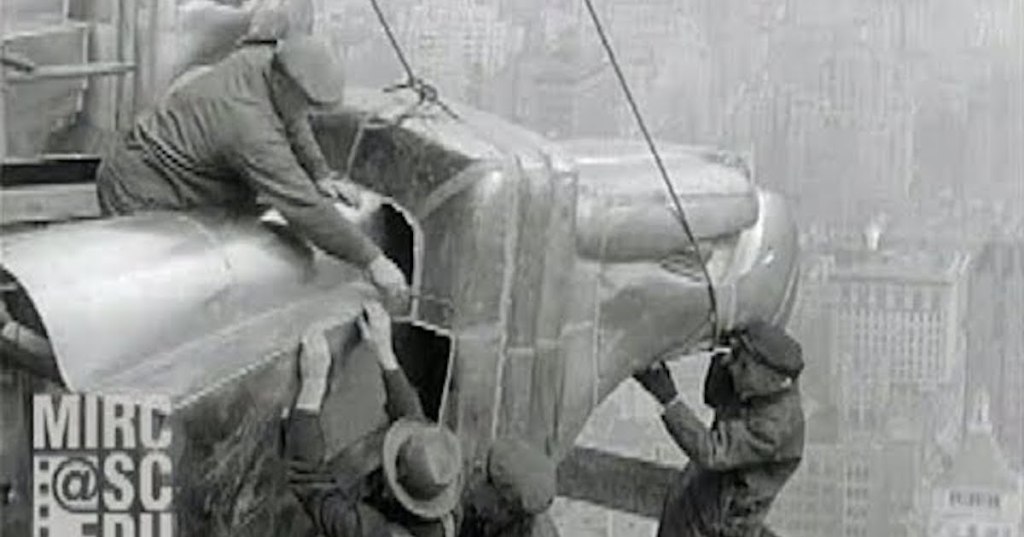 Amazing Footage from 1929-30 of Construction Workers on the Historic Chrysler Building