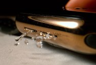 How Apple Watches Ejects Water in Super Slow Motion