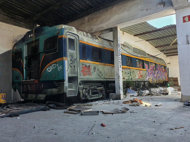 3d street art train by odeith 7 A Little Paint Can Turn This Into That