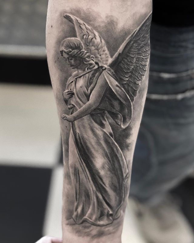 ancient greek and roman art tattoos by mr t stucklife 3 These Ancient Greek and Roman Art Tattoos are Amazing