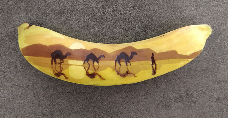 bruised banana art by anna chojnicka 6 Amazing Banana Art Made by Poking and Bruising the Skin, No Ink is Used