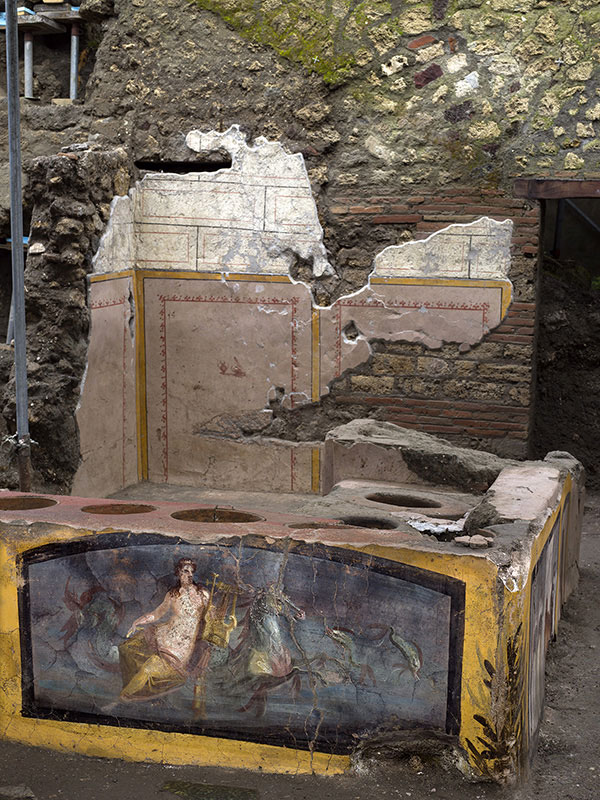 pompeii snack bar photos 13 An Amazingly Preserved Snack Bar in Pompeii was Just Revealed in its Entirety