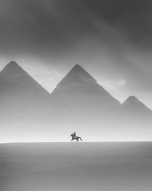  This Egyptian Photographers Series on the Giza Pyramids is Absolutely Breathtaking