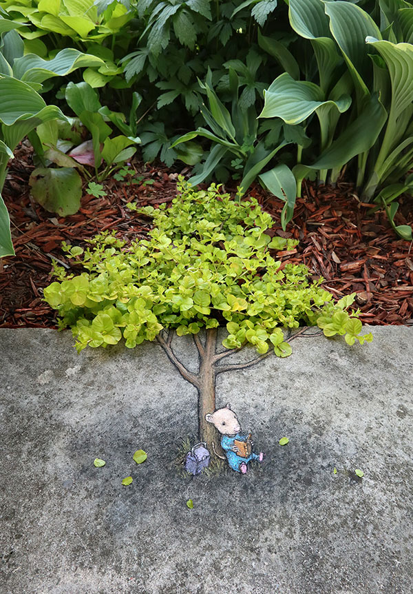 David Zinn Draws Tiny Chalk Art Throughout Ann Arbor and Its the Best