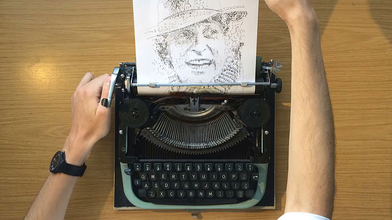 This Artist Draws Using Only Letters And Numbers On Old Typewriters 