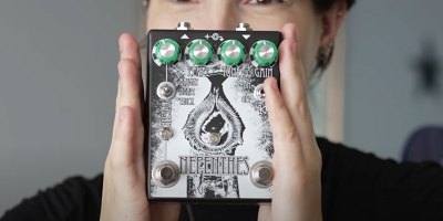 She Bought the Heaviest Distortion Pedal She Could Find and Hooked It Up to Her Harp