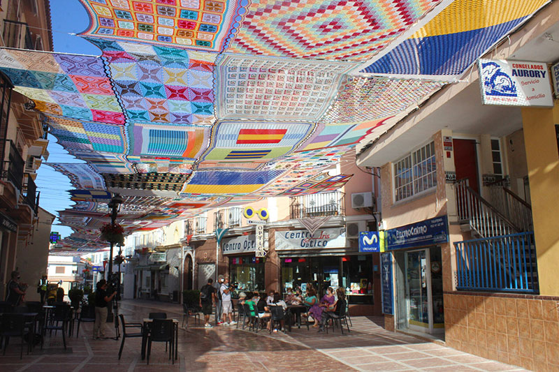Local Crochet Teacher in Spain Gets Class to Make a Giant Canopy for Shade 1 Local Crochet Teacher in Spain Gets Class to Make a Giant Canopy for Shade