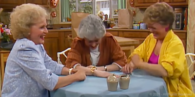 Betty White's Hilariously Unscripted "Great Herring War" Improv on Golden Girls