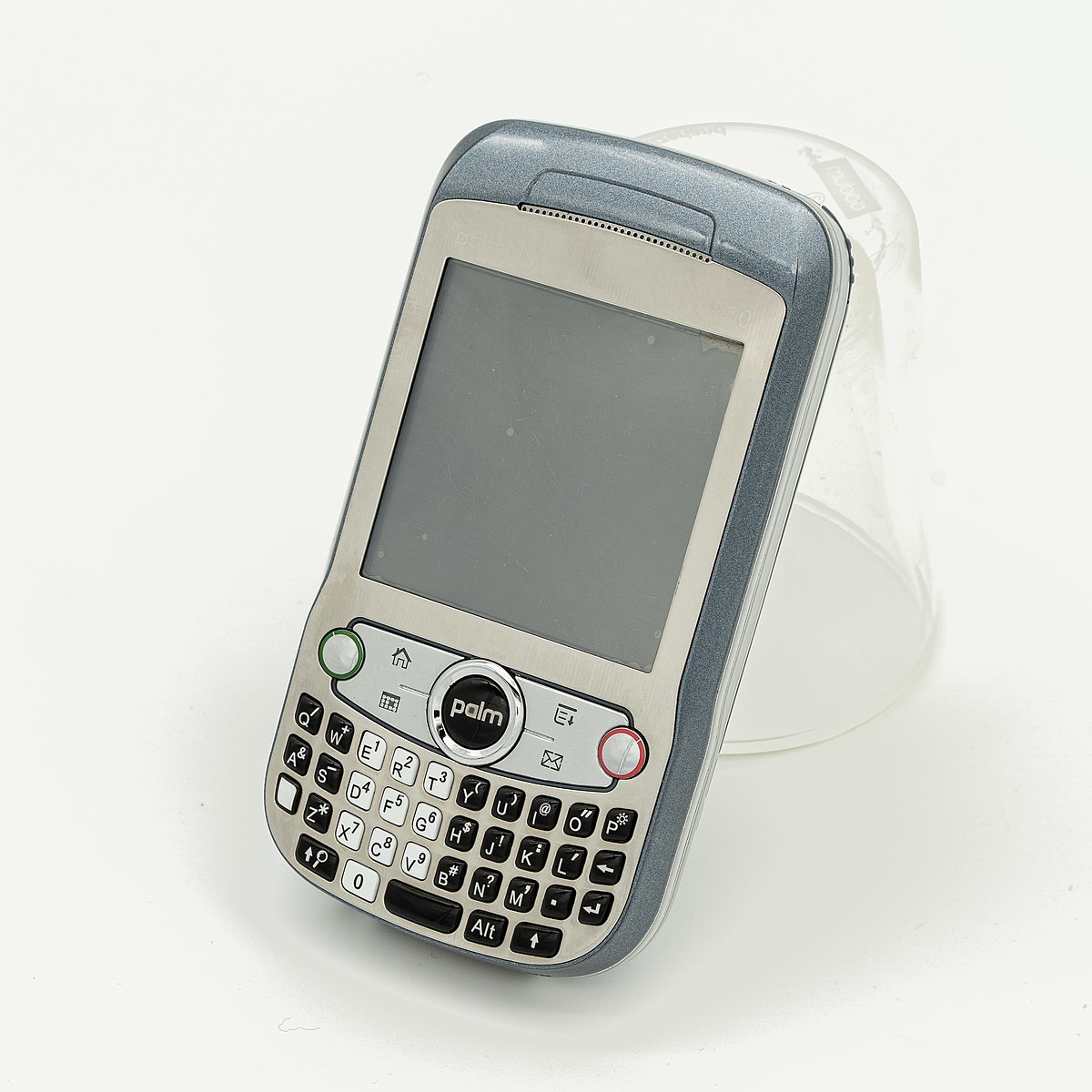 1200px Palm Treo P850 50 Facts About The 90s That Will Make You Feel Very Nostalgic