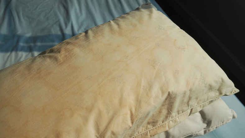 iStock 615500628 How To Get Those Yellow Stains Out Of Your Pillows