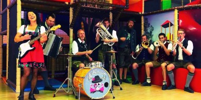 German Polka Band Covers AC/DC’s “Highway to Hell”