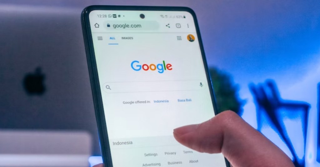 This Is How You Can Delete Yourself From Google Searches