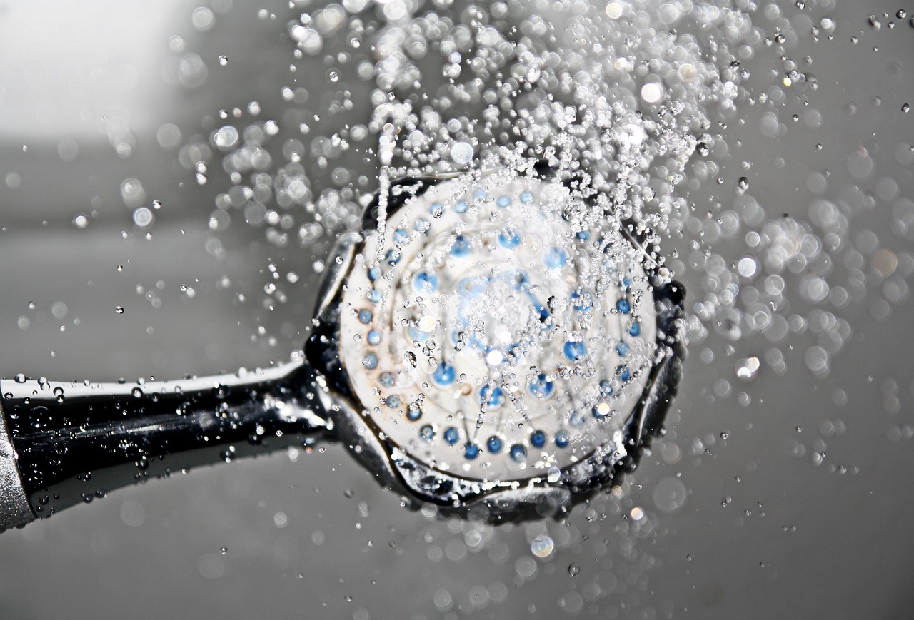 shower 1502736 1280 Are Cold Showers Healthier Than Hot Ones? Science Is Weighing In!