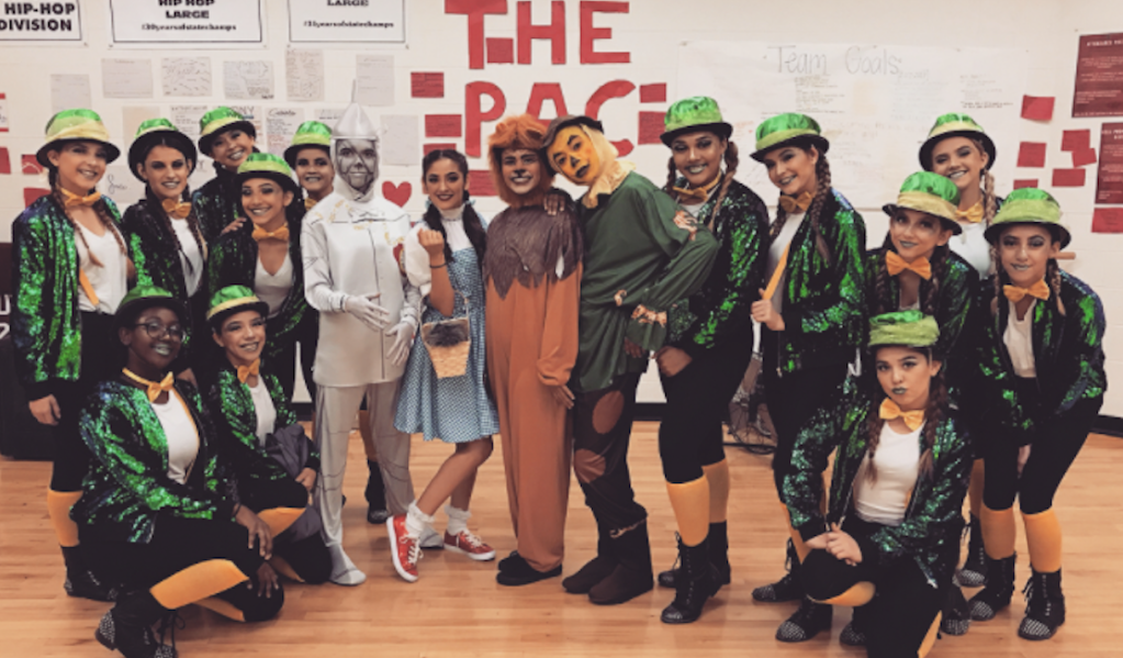 Screen Shot 2022 11 27 at 5.44.57 PM A High School Dance Team Pulled off a “Wizard of Oz” Themed Pep Rally