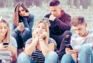 Let’s Talk About “Phubbing” (Phone Snubbing) And Why People Should Stop Doing It Right Now