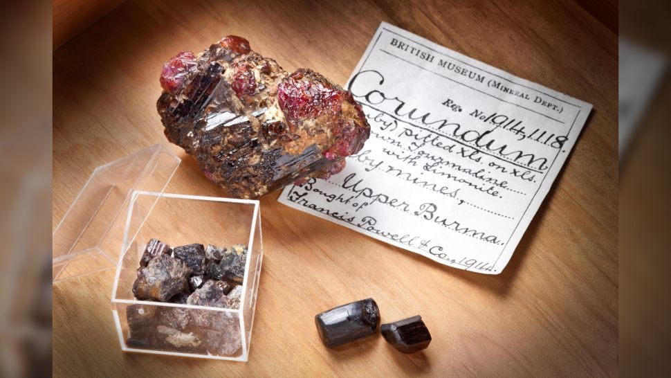 Q7U75nBuBk6YEuZFGbSF3S 970 80 What is Kyawthuite? The Rarest Mineral on Earth is a Single 1.6 Carat Specimen.