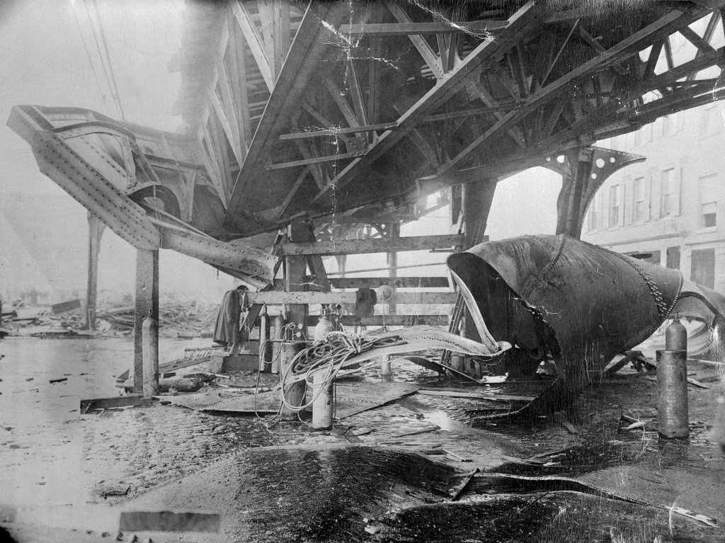 Boston 1919 molasses disaster   el train structure The 1919 Great Molasses Flood That Turned Boston Into A Sticky Mess