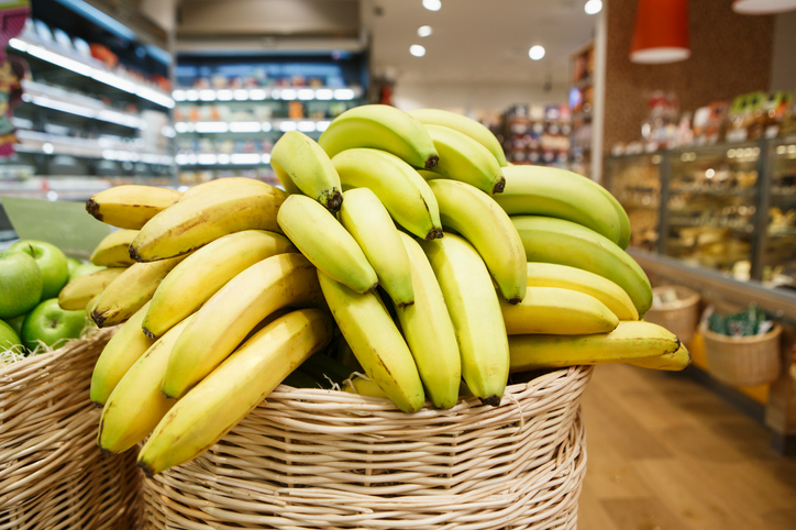iStock 829408624 Heres The Secret To Keeping Your Bananas Fresher Longer