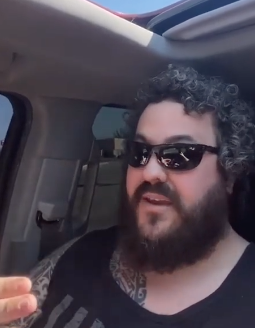 Screen Shot 2023 07 01 at 6.30.32 PM A Man Bragged About How He Works 100 A Week And Shames Those Who Dont. So The Internet Roasted Him.