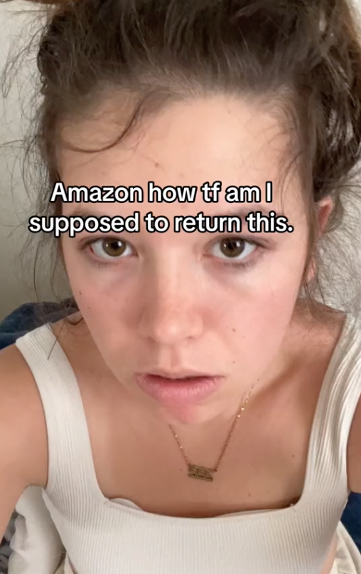 Screen Shot 2023 07 29 at 10.59.46 AM Amazon how tf am I supposed to return this. A Woman Ordered a Memory Foam Mattress From Amazon and It Didn’t Go Well