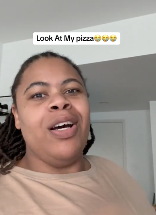 Screen Shot 2023 08 03 at 5.19.17 PM What am I supposed to do with this? An Uber Eats Customer Shared a Video of a Pizza Delivery That Went Very Wrong