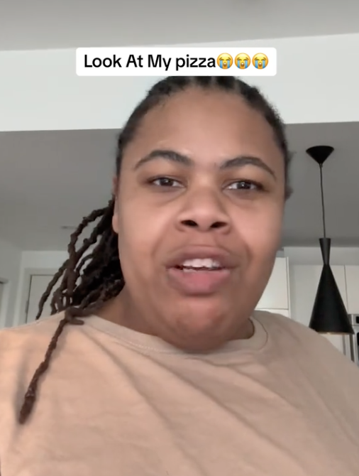 Screen Shot 2023 08 03 at 5.19.42 PM What am I supposed to do with this? An Uber Eats Customer Shared a Video of a Pizza Delivery That Went Very Wrong