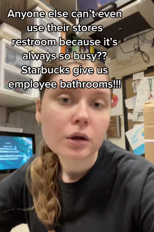 Screen Shot 2023 08 04 at 6.26.11 PM A Starbucks Barista Said Her Store Is So Busy She Can’t Even Use the Bathroom