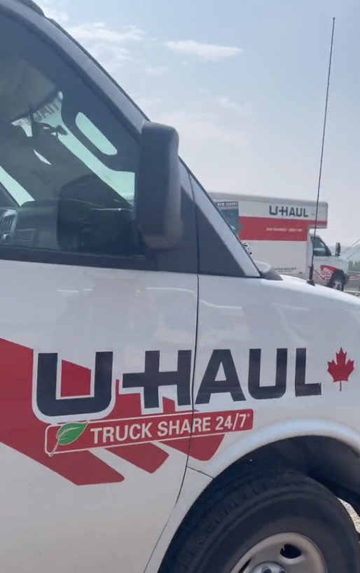 Screen Shot 2023 08 14 at 4.27.59 PM Get an air mattress and sleep in the back. People Rented a U Haul Truck After They Couldnt Find A Rental Car And People Are Loving It