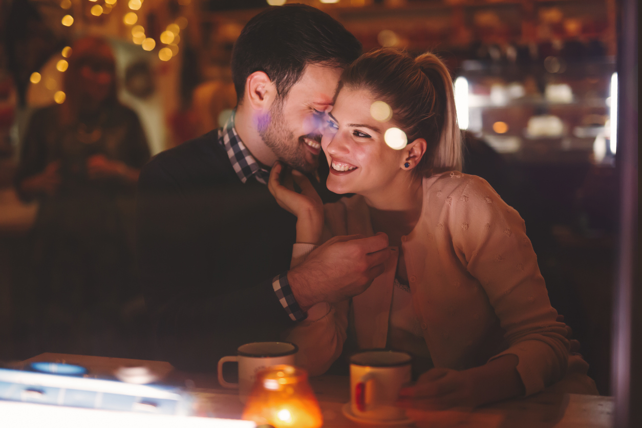 iStock 623298704 The Most Effective Flirting Techniques That Actually Work According To Psychologists