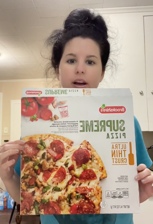 Screen Shot 2023 09 05 at 3.10.22 PM How am I just now hearing this? A Woman Shared A Frozen Pizza Box Hack You’ll Want To Check Out
