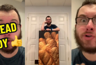 ‘This is the best $25 I’ve ever spent.’ Guy Buys Massive Photo Of Bread From A Subway That’s Closing Down. His Girlfriend’s Disapproves.
